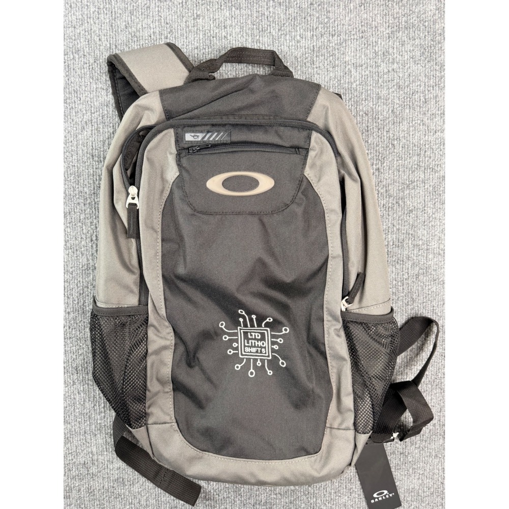 Oakley Crestible Enduro 20L Backpack Grey Black Laptop Travel School Bag NEW PV